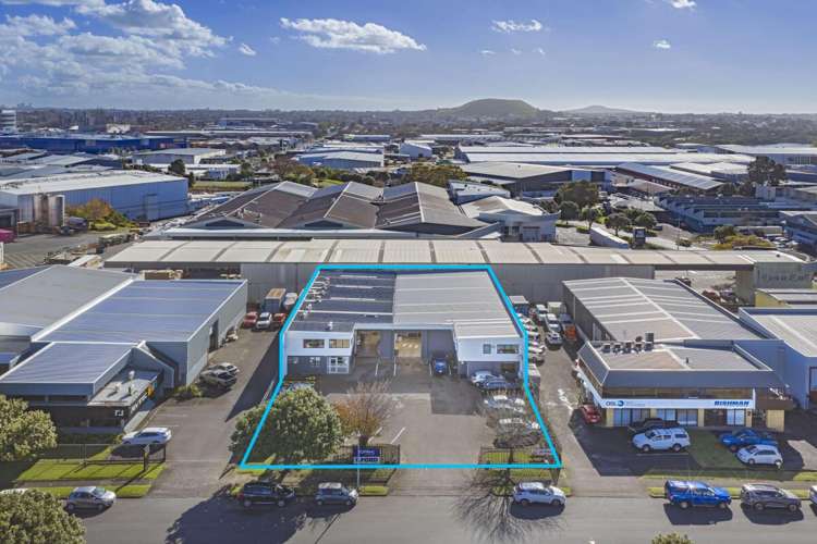 3A & 3B Hotunui Drive Mount Wellington_0