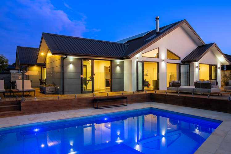 49b Links Drive Waiwhakaiho_18