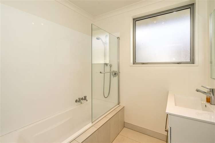 54 Guys Road Yaldhurst_16