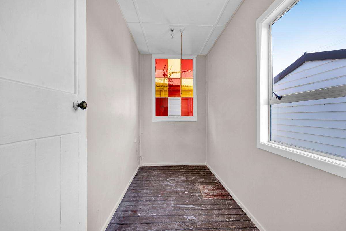 76 Disraeli Street_4