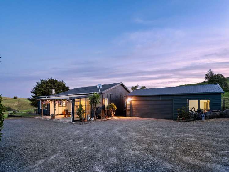 371 Esdaile Road Whakamarama_23