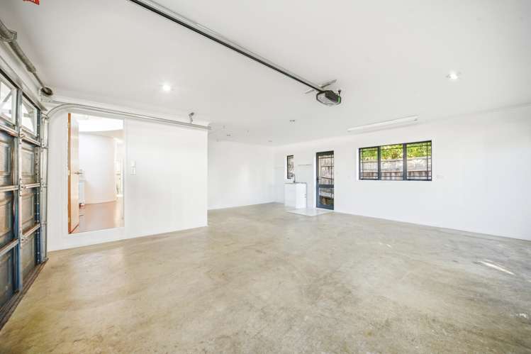 11 Katavich Place Mount Roskill_19