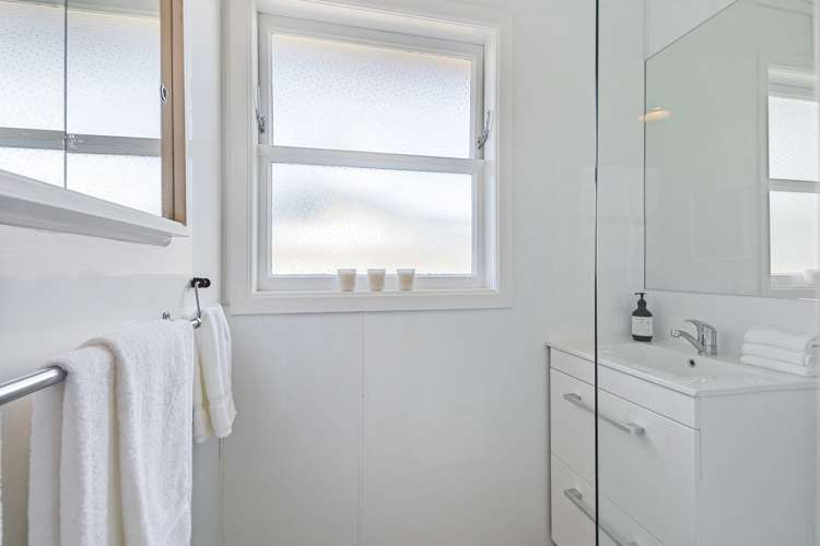 41 Toru Road Paraparaumu Beach_12