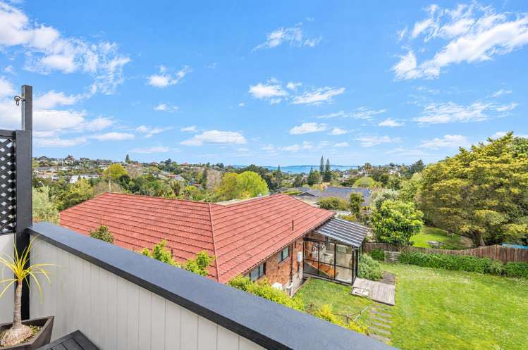 3/2 Chilton Place Mellons Bay_25