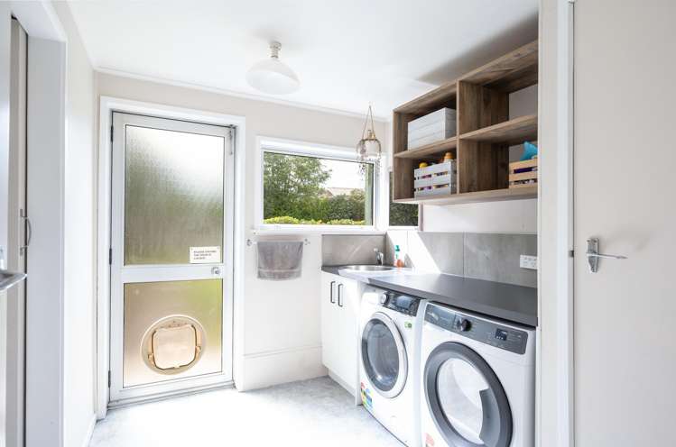 8 Hereford Street Stoke_14