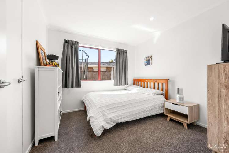 19 Phar Lap Grove Trentham_8