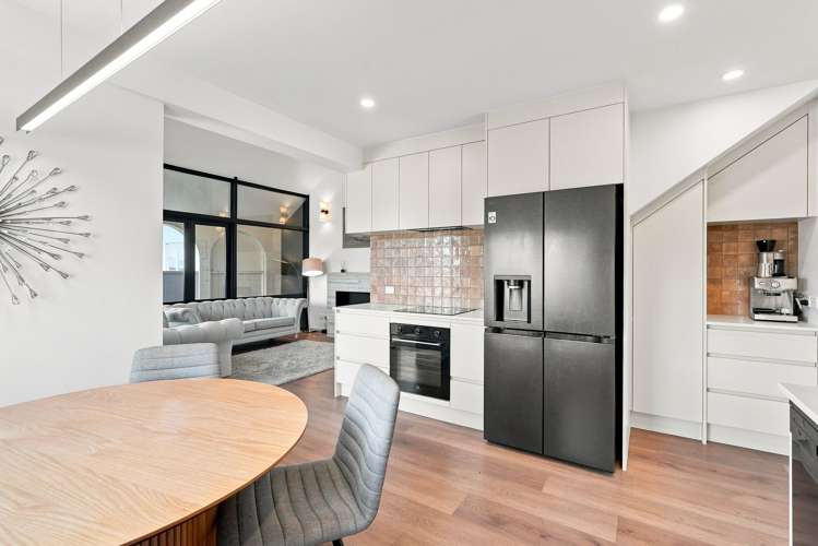 2/26 Salem Place_4