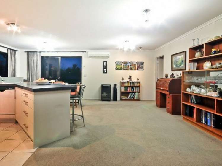 1 Belgrave Court Huntington_10