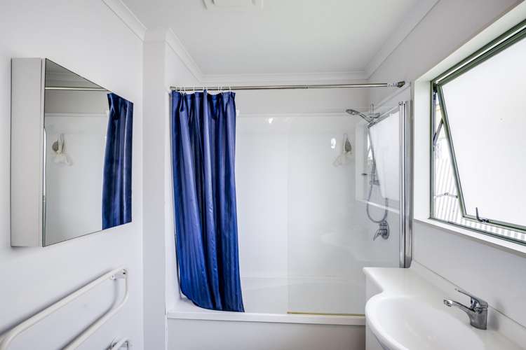 2/13 Ted Harpur Place Onekawa_6