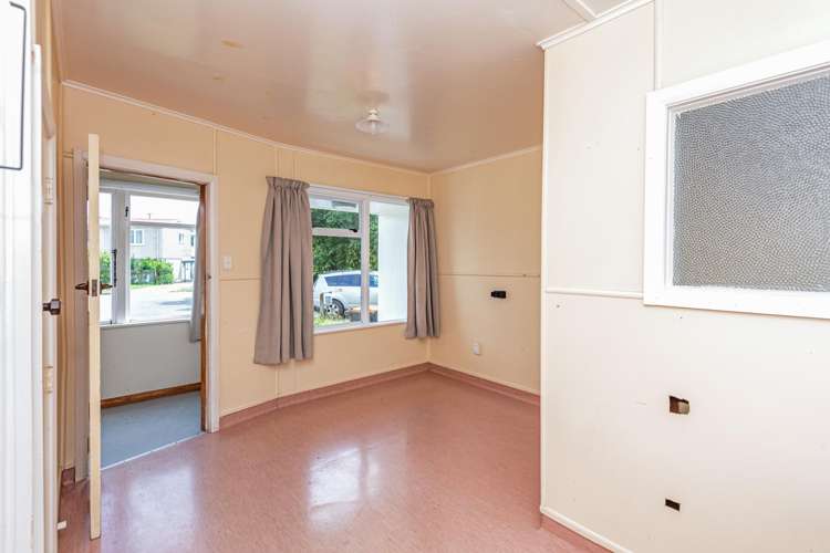 8 Renfrew Place Highbury_8