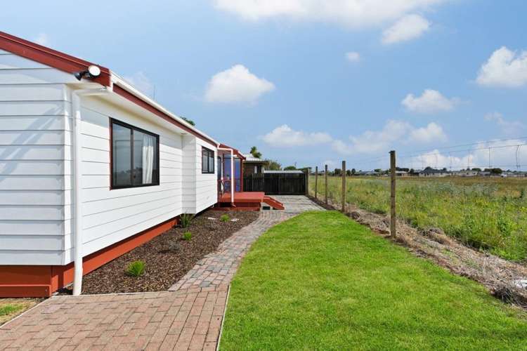 15A Reeves Close 1062_12