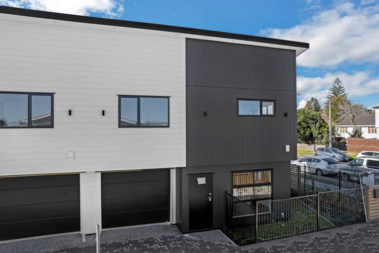 Lot 1-4/71 Pah Road Papatoetoe_18