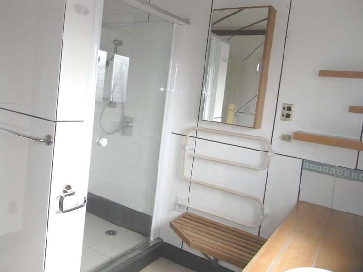 6 Windermere Crescent Blockhouse Bay_7