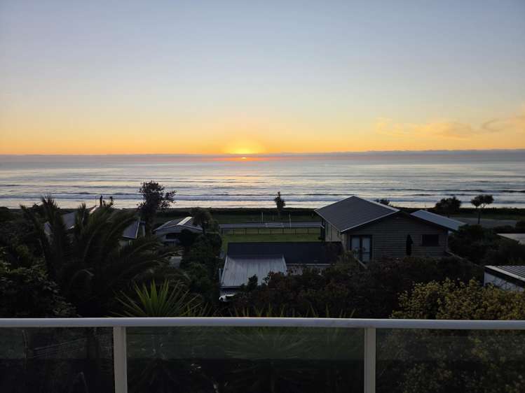 2 Tainui Rise Gore Bay_20