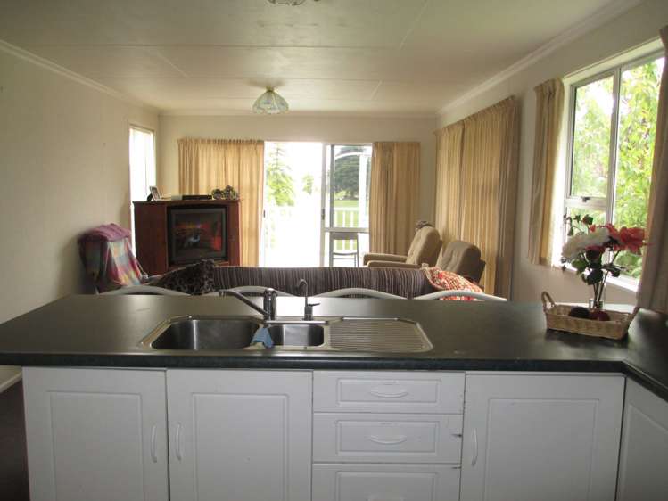 36 Golfers Drive Balclutha_5