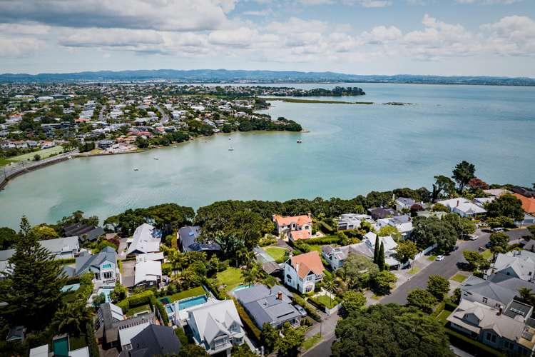 81 Marine Parade Herne Bay_10