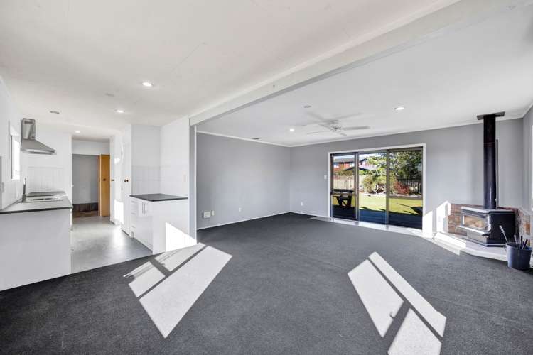 7 Swansea Road Stratford_3