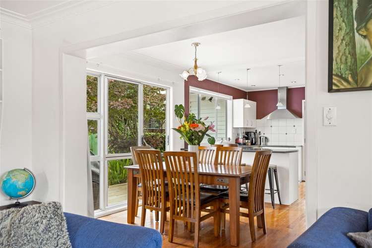 5 Kaurilands Road Titirangi_2