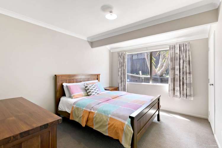 6 Khaleel Place Henderson_10