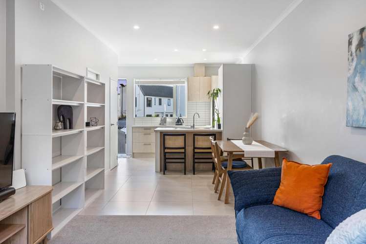 75 Roundel Crescent Whenuapai_6