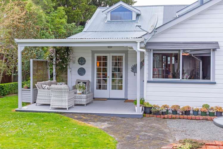 19 King Edward Street Lansdowne_24