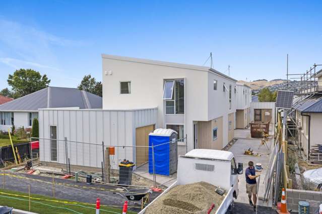 2-3/36 Evesham Crescent Spreydon_1