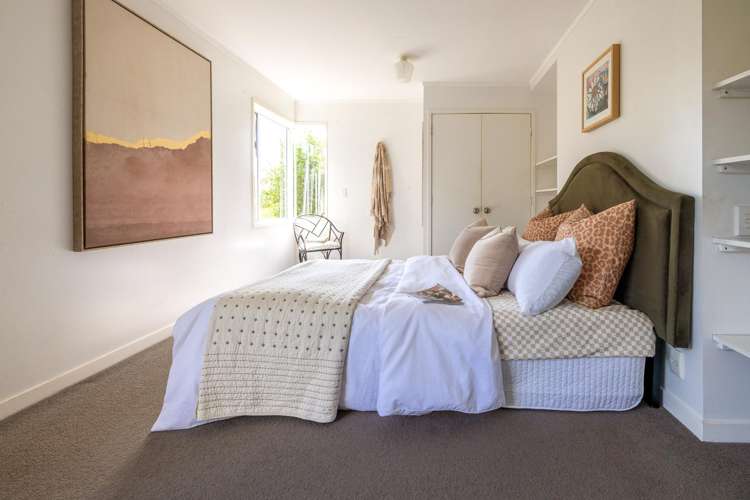 31 Putiki Road Ostend_13