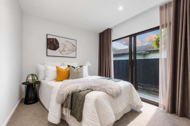 2F Hollywood Avenue Epsom_11