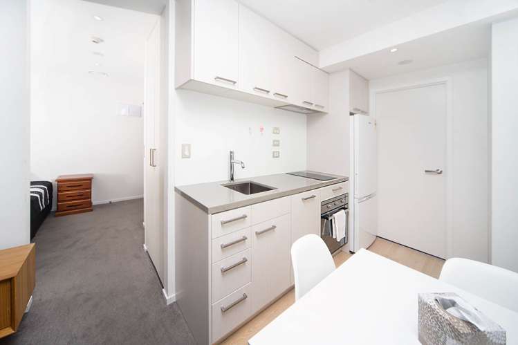 1601A/8 Airedale Street City Centre_2