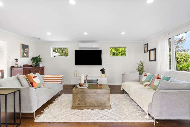 1402 Glenbrook Road Glenbrook_17