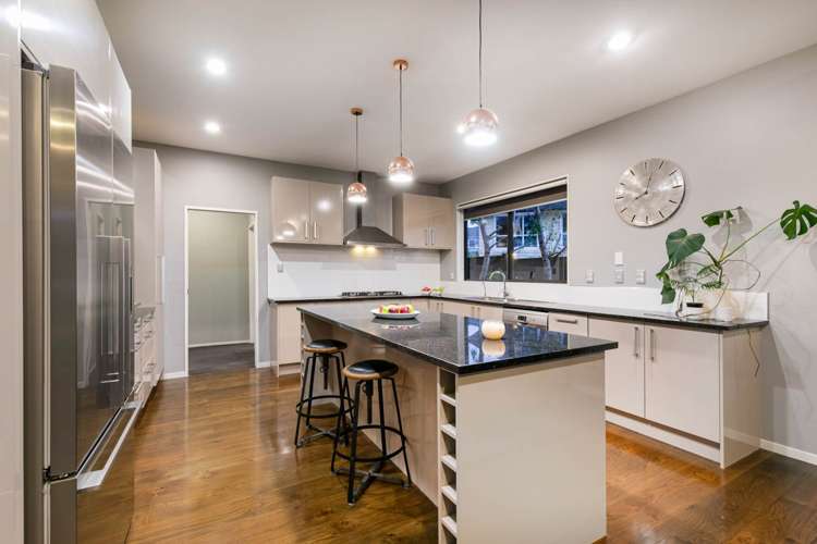 29 Huntington Park Drive Greenhithe_5