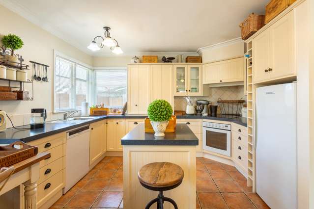 44 Burns Street Dannevirke_2