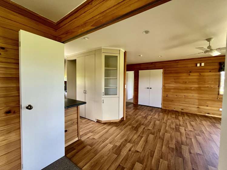 16 Factory Road Waimana_8
