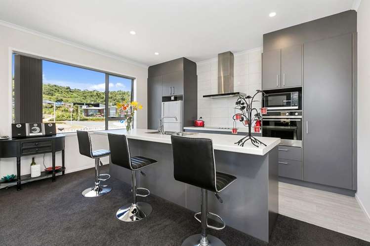 1 Boulder Lane Pyes Pa_1