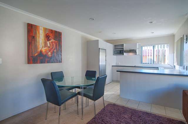 37 Hilltop Road Flat Bush_3