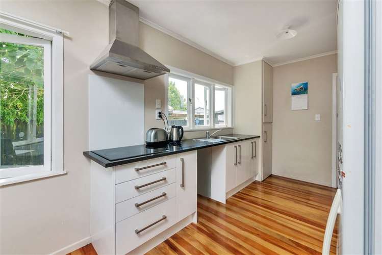 1/46 Rollerson Street Papakura_5