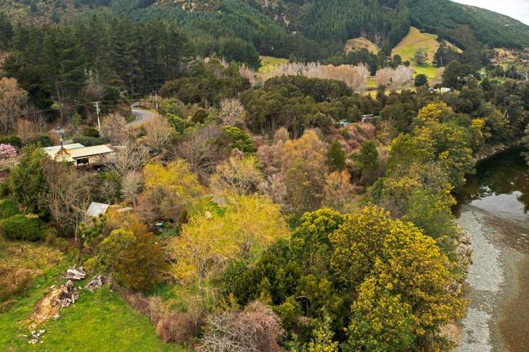 420 Wakamarina Road Canvastown_26