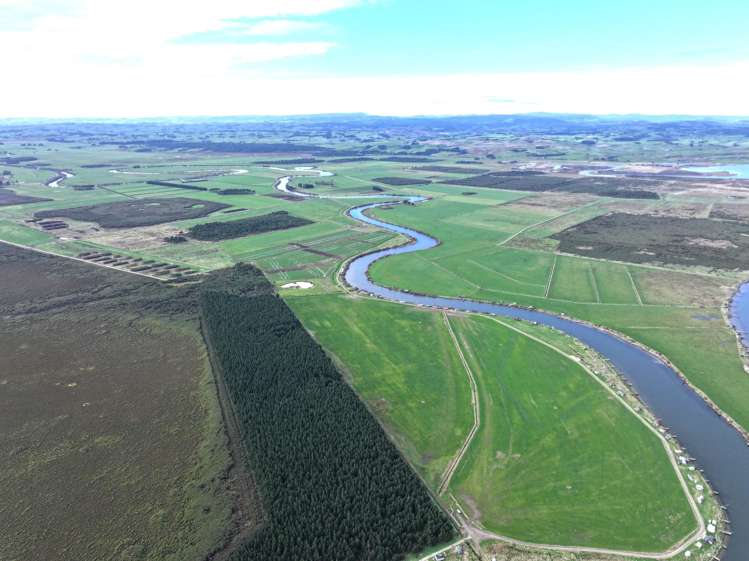 820 Holz Road Gorge Road_9