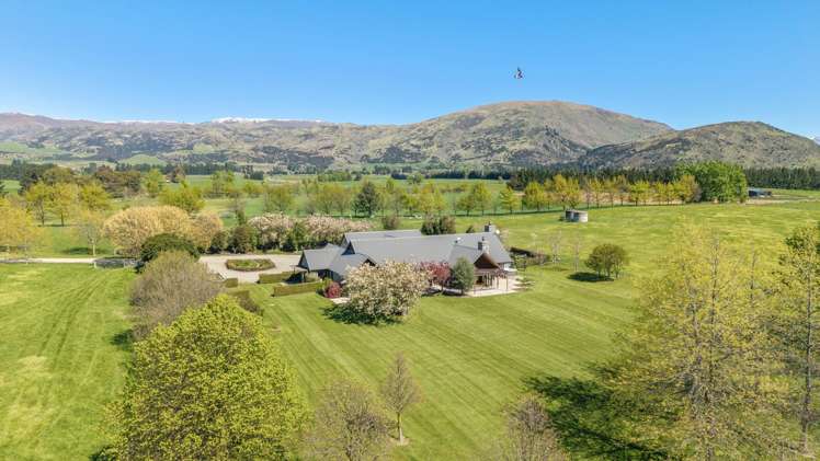 38 Sarginson Lane Wanaka_7