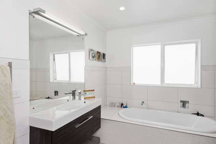 23 Korere Terrace Stonefields_11