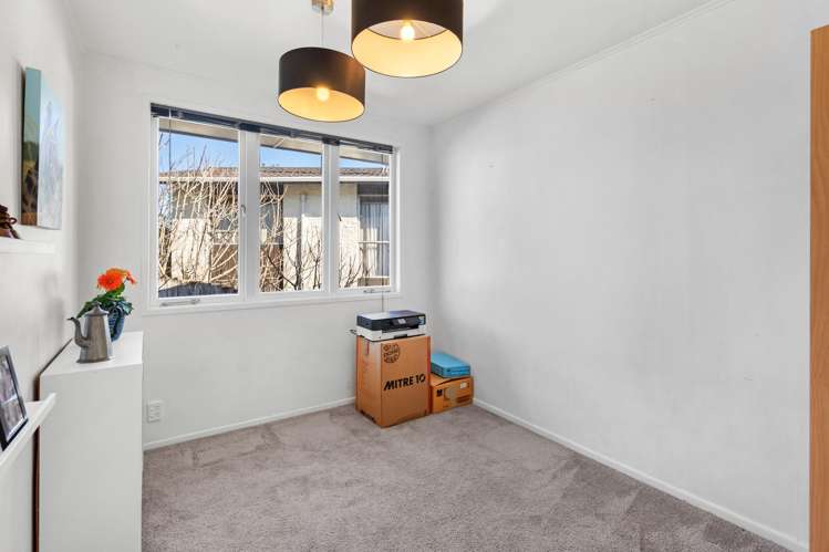 7 Handley Place Onerahi_13