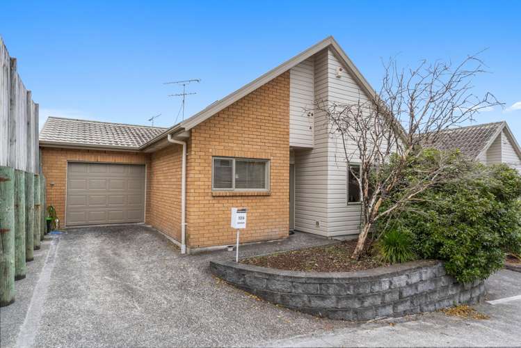 124/172 McLeod Road Te Atatu South_0