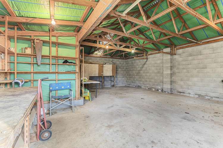 95a Barrett Road Whalers Gate_25