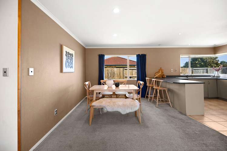 45 Stoneleigh Drive Chartwell_7