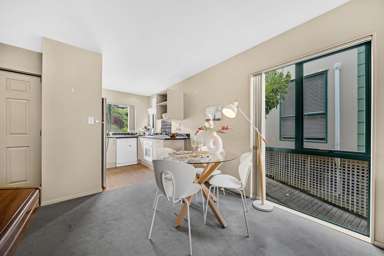 79 Malaspina Place_4