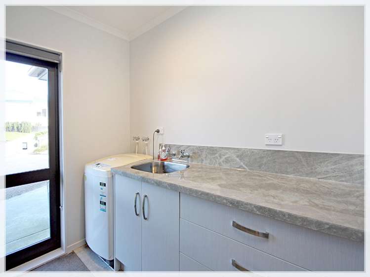 30A Cook Street Foxton_14