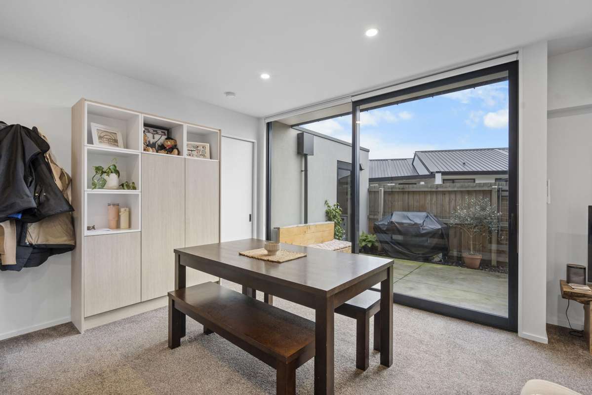 2/56 Geraldine Street_1