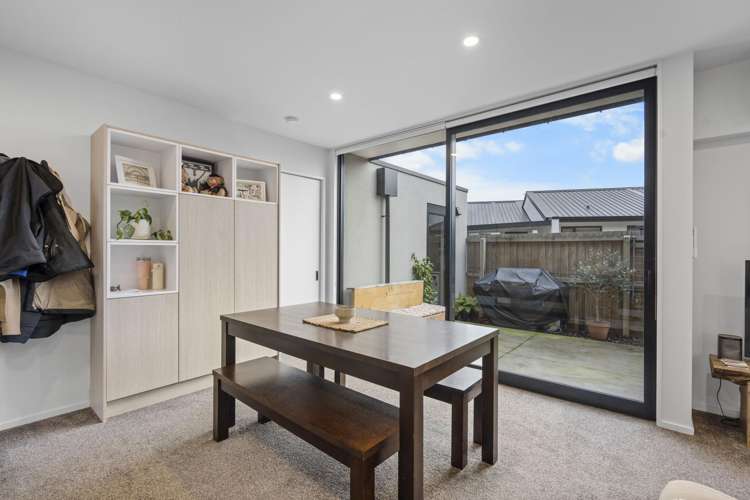 2/56 Geraldine Street Edgeware_6