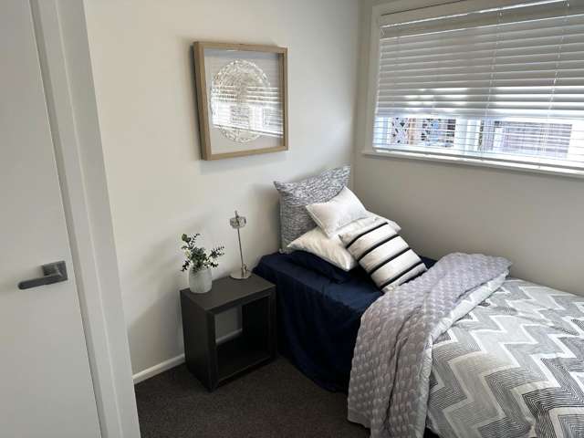 2/15 Campbell Road Royal Oak_1