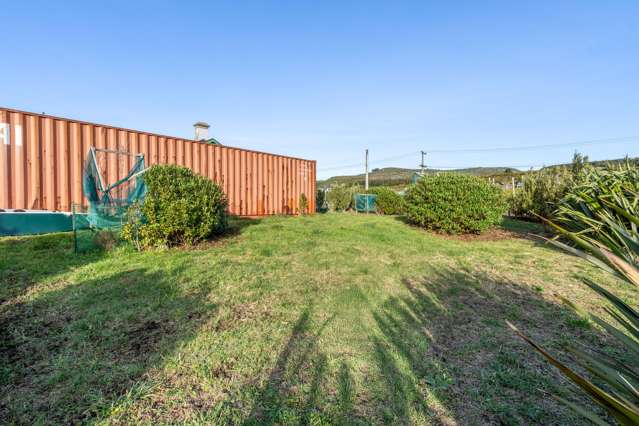 205 Bann Street, Bluff – Coastal Canvas